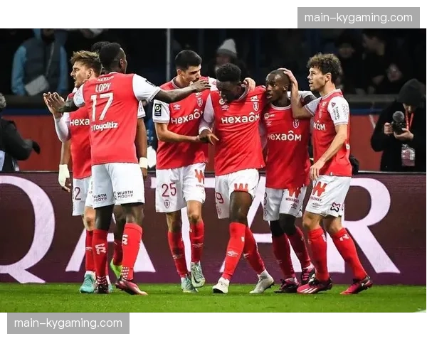 通讯:一场胜利不足以庆祝,深入兰斯更衣室看保级路上的坚韧 通讯:一场胜利不足以庆祝,深入兰斯更衣室看保级路上的坚韧