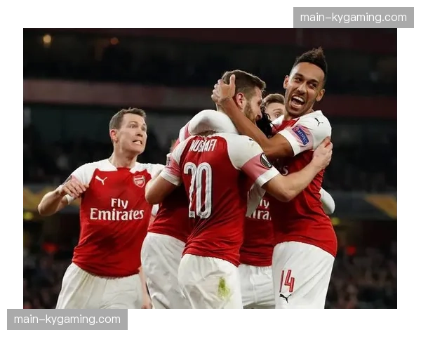 利物浦vs阿森纳前瞻:榜首对决,谁能破解对手的高位压迫与快速转换?